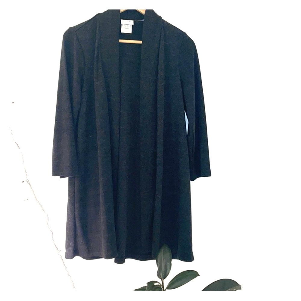 Jaclyn Smith Medium 3/4 sleeve dark grey cardigan